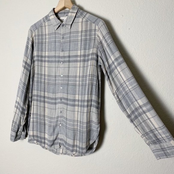 Xirena Shelby Gray Plaid Flannel Long Sleeve Button Up Shirt - Picture 8 of 11